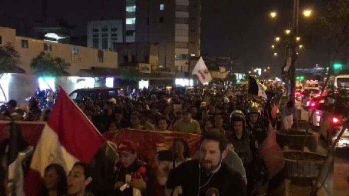 Protestaron contra el Congreso y Dina Boluarte