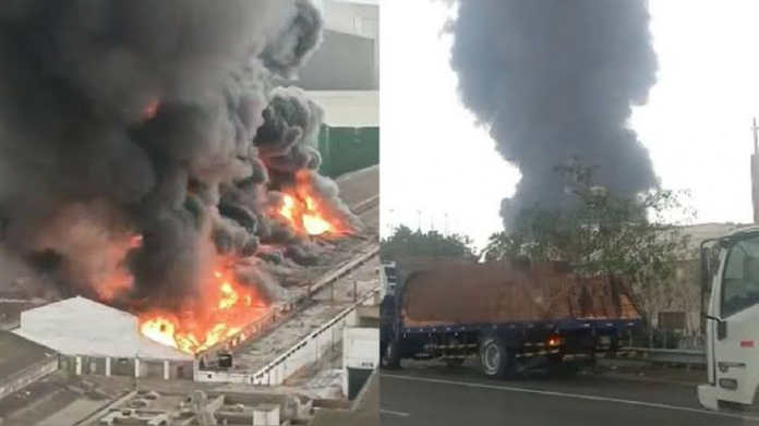 Voraz incendio desató pánico en el Agustino
