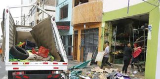Deflagración de gas dejó tres heridos en Surquillo