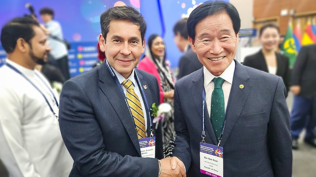 standard_WhatsApp Image 2023-07-05 at 09.36.11