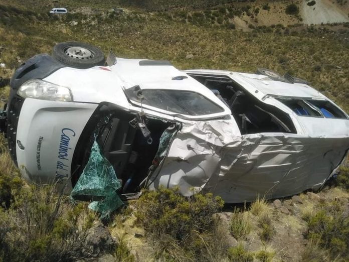 3 muertos y 7 heridos deja accidente de tránsito en Arequipa