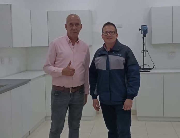 AGLAB líder con soluciones químicas integrales de limpieza y desinfección