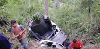 Cinco fallecidos y varios heridos deja caída de camioneta a abismo en Cajamarca Cinco fallecidos y varios heridos deja caída de camioneta a abismo en Cajamarca