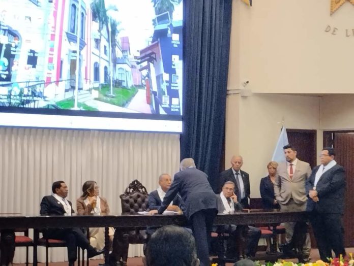 Miembros del Tribunal de Honor del CAL serían favorecidos con dietas mensuales