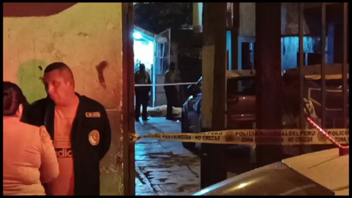 Padre de familia es asesinado a balazos cuando tomaba con amigos en SMP Padre de familia es asesinado a balazos cuando tomaba con amigos en SMP