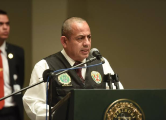 Víctor Revoredo