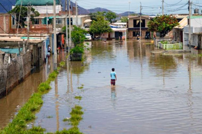 Lluvias pondrían en riesgo muy alto a más de 2.2 millones de personas