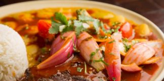 Bistec a la chorrillana