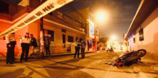 Presuntos sicarios matan a balazos a motociclista en Comas