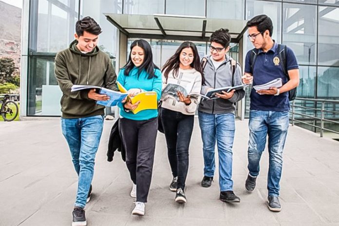 EsSalud: Se anuncia nuevo seguro universitario para el 2024