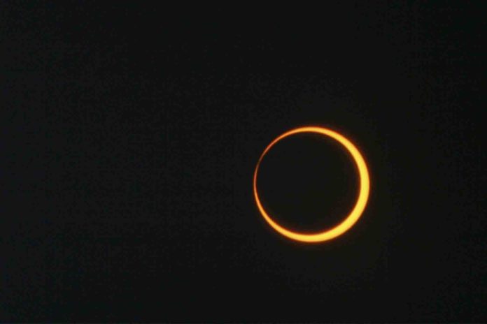 Eclipse solar en Perú: Recomendaciones para observarlo