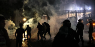 Manifestantes atacan embajadas de Israel y EE. UU. en el mundo