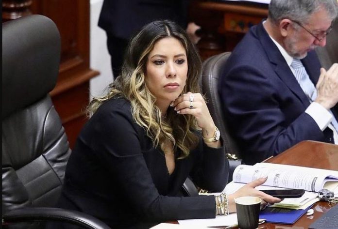 Rosselli Amuruz