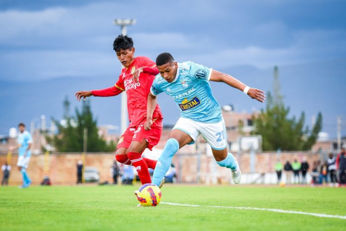 Sporting Cristal se mantiene en la pelea por el Clausura