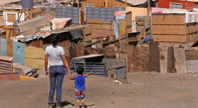 Pobreza en el Perú aumentaría debido a recesión económica