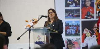 Ministra desea éxito a para atletas que irán a ganar medallas