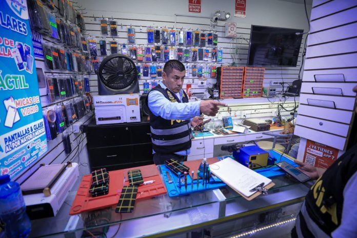 SJM: Municipalidad logra recuperar 200 celulares robados