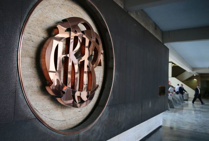 BCR disminuye su tasa de interés de referencia a 7%