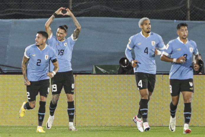 Eliminatorias 2026: Uruguay golea 3-0 a Bolivia Eliminatorias 2026: Uruguay golea 3-0 a Bolivia