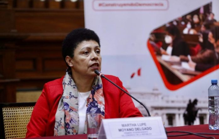 Elecciones primarias sin opinión técnica de JNE y ONPE en peligro