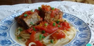 fideos con estofado de carne