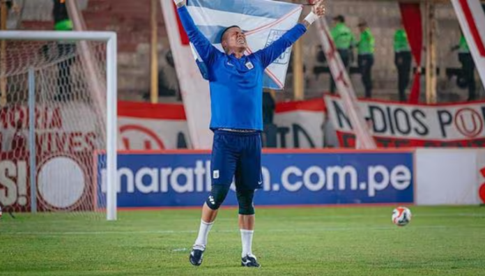 ¿Qué dijo Ángelo Campos a hinchas de Universitario?