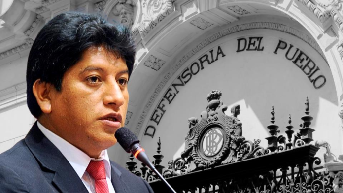Defensoría del Pueblo: Josué Gutiérrez no renunciará al cargo