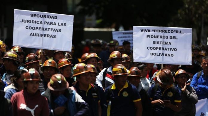 Violentas protestas de los mineros del oro en Bolivia