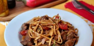 tallarín saltado