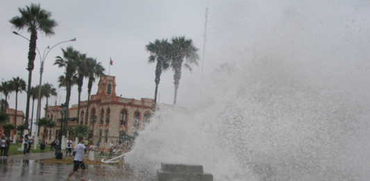 Año Nuevo: la Marina emite alerta por oleaje anómalo en el norte