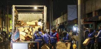 Desalojan a 450 ambulantes luego de 15 años en el Callao