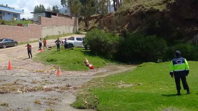 La estrangulan y ponen su cuerpo en costales