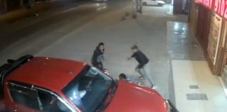 Le meten cuatro balazos para robarle camioneta