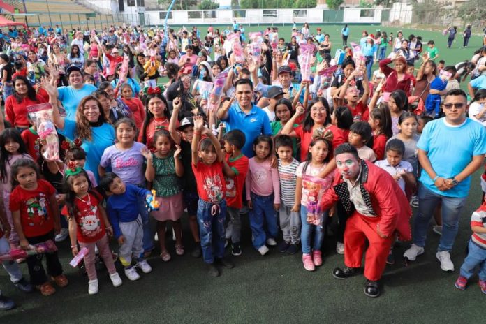 Municipio de Ate celebró Navidad con 25 mil niños