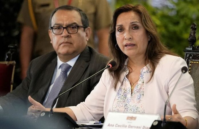 Niega que premier Otárola ‘gobierne en las sombras’ Niega que premier Otárola ‘gobierne en las sombras’