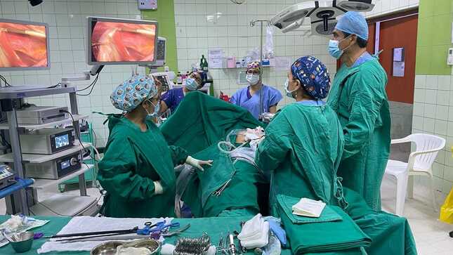 standard_882809-operacion-vida-heves-realiza-mas-300-cirugias-nocturnas-en-20-dias-de-campana-quirurgica