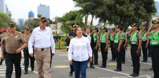 Presidenta saluda ingreso de 5,000 policías a labor de patrullaje