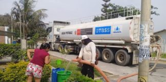 Chincha: reparten agua potable con cisternas tras restricción por impactos de El Niño Chincha: reparten agua potable con cisternas tras restricción por impactos de El Niño