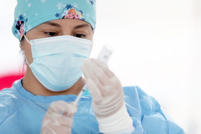 Covid-19: Conoce dónde vacunarte este 13 y 14 de enero en Lima Covid-19: Conoce dónde vacunarte este 13 y 14 de enero en Lima