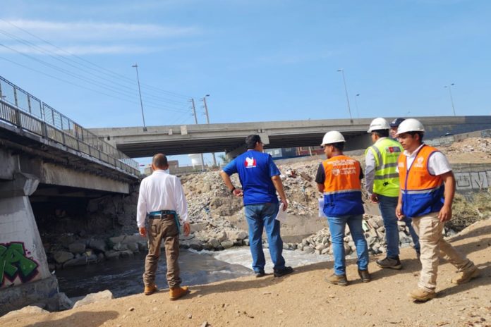 Falta de limpieza y descolmatación cerca a puentes de ríos Rímac y Chillón