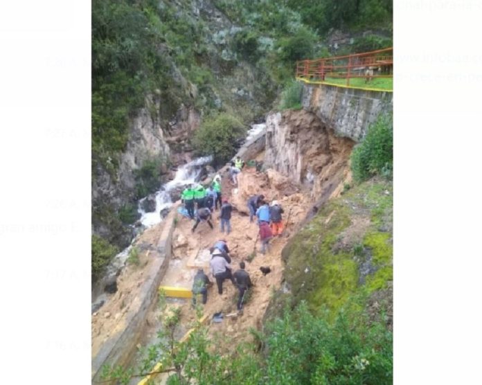 Reanudan labores de búsqueda de víctimas tras deslizamiento en baños termales de Apurímac Reanudan labores de búsqueda de víctimas tras deslizamiento en baños termales de Apurímac