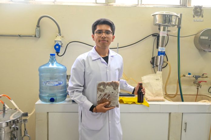 Fabrican cerveza artesanal a base de plátano morado y oca