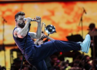 Ricky Martin: "vengo a regalarte mi música... te amo Perú"