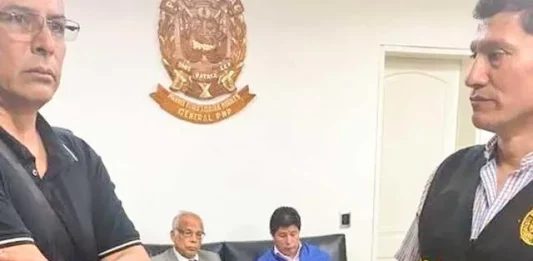 Ministro del Interior pide baja de coroneles Eficcop