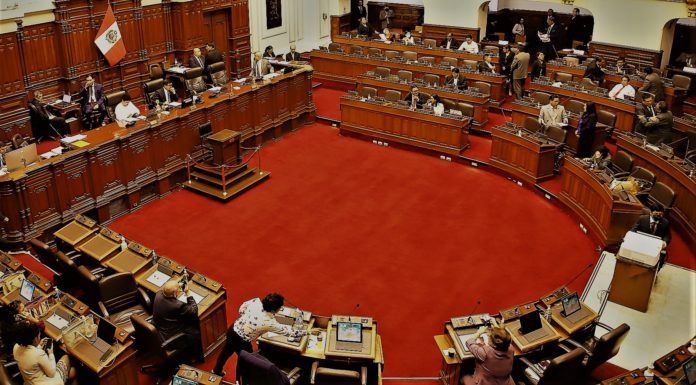 Congreso: plantean que alcaldes y gobernadores tengan 7 días de licencia al año