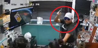 Dos policías en asalto a joyería en Magdalena