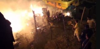 Incendio consume 3 casas en Chorrillos