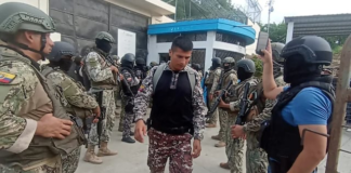 Liberan a rehenes de 7 cárceles de Ecuador