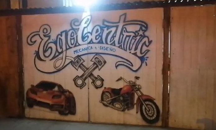 Lo asesinan en su taller mecánico Lo asesinan en su taller mecánico