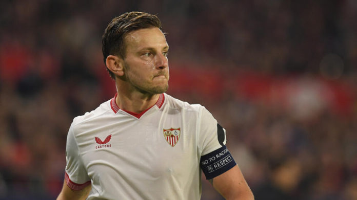 Ivan Rakitic deja el Sevilla y parte a Arabia.